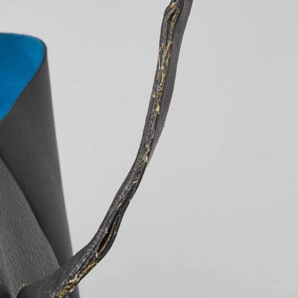 Balenciaga Gris Fossile Leather Everyday Tote Bag - Picture 6 of 13